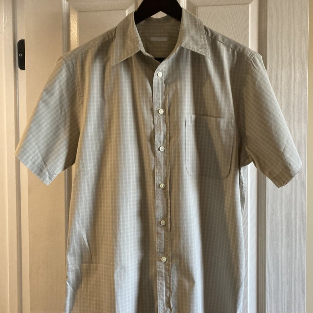 Men's short sleeve button down medium - Halogen